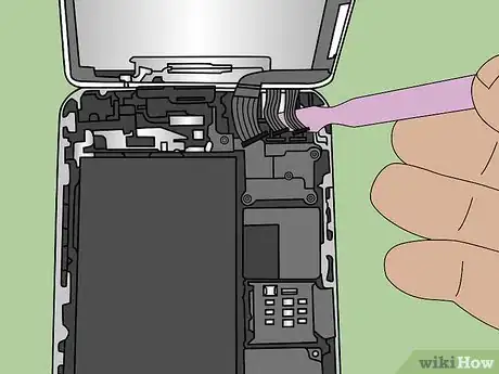 Imagen titulada Replace an iPhone Battery Step 41