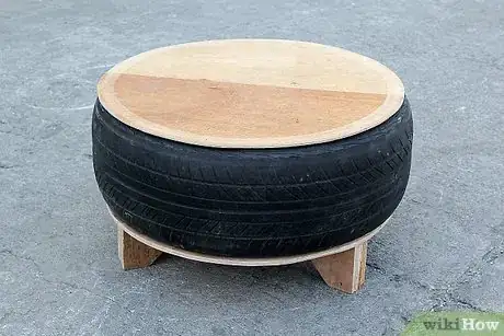 Imagen titulada Make a Living Room Table from an Old Tire Step 5Bullet1