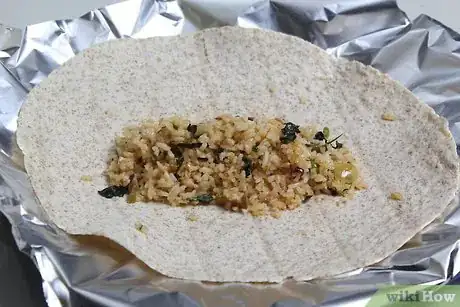 Imagen titulada Make Burritos Step 10