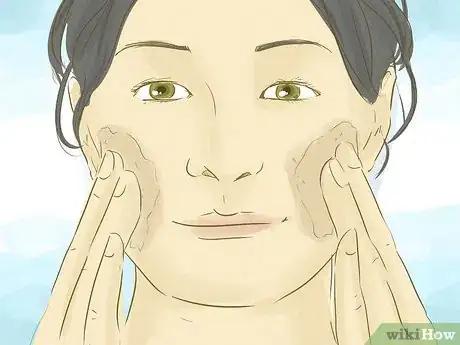 Imagen titulada Apply Makeup During Allergy Season Step 8