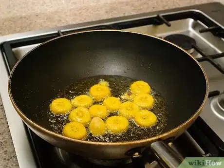 Imagen titulada Fry Plantains Step 14