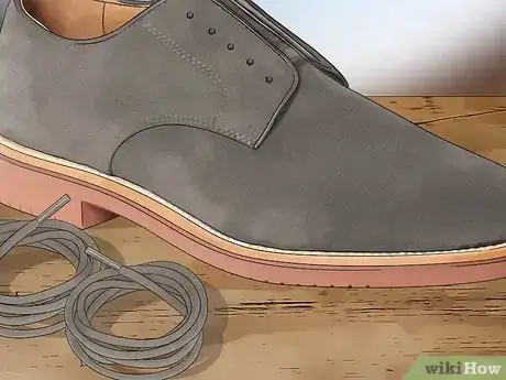 Imagen titulada Dye Suede Shoes Step 4