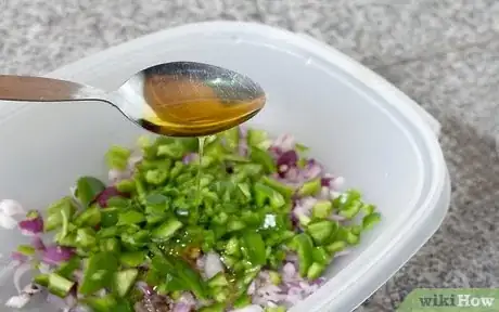 Imagen titulada Cook Chicken and Rice Step 1