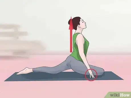 Imagen titulada Do the Yoga Pigeon Pose Step 14