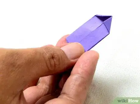 Imagen titulada Make a Ring out of Paper Step 6