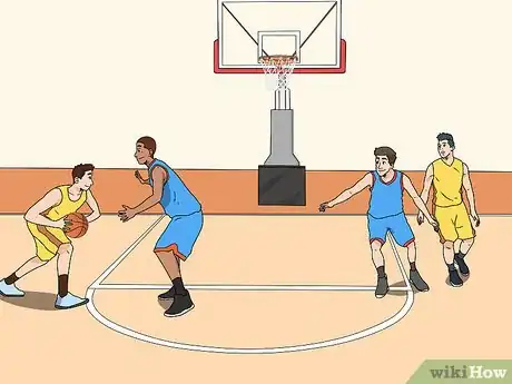 Imagen titulada Play Defense in Basketball Step 17