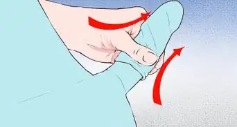 poner un preservativo en un pene no circuncidado