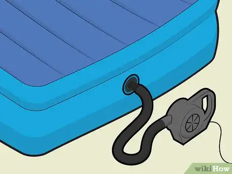 Imagen titulada Locate a Leak in an Air Mattress Step 3