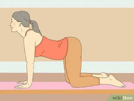 Imagen titulada Exercise While on Your Period Step 2