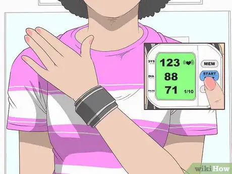 Imagen titulada Use a Wrist Blood Pressure Monitor Step 6