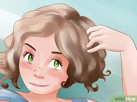 Imagen titulada Cut Your Own Curly Hair Step 21