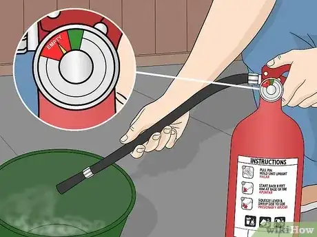 Imagen titulada Recycle a Fire Extinguisher Step 6