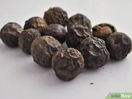 Imagen titulada Make Ink from Walnut Shells Step 1