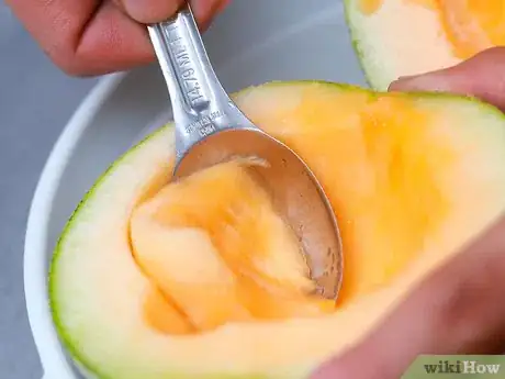 Imagen titulada Use a Melon Baller Step 5