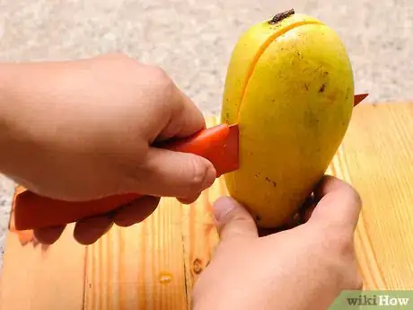 Imagen titulada Dehydrate Mangos Step 4Bullet1