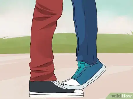 Imagen titulada Kiss a Taller Person Step 10