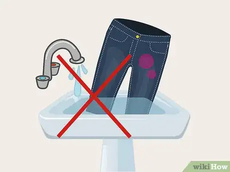 Imagen titulada Remove a Stain from a Pair of Jeans Step 19