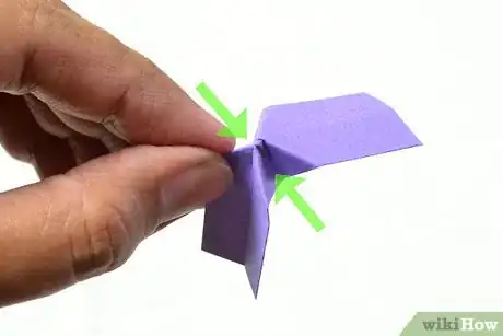 Imagen titulada Make a Ring out of Paper Step 7