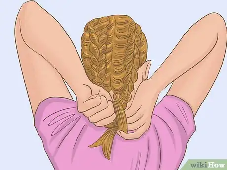 Imagen titulada French Braid Short Hair Step 23