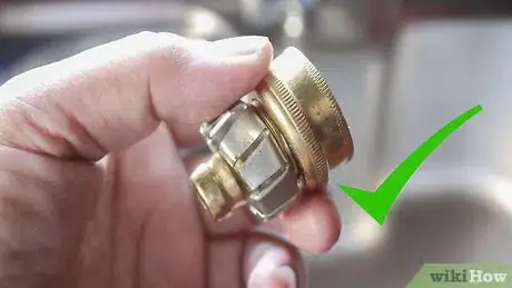 Imagen titulada Attach a Garden Hose to a Kitchen Faucet Step 1