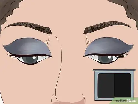 Imagen titulada Apply Makeup on Round Eyes Step 11