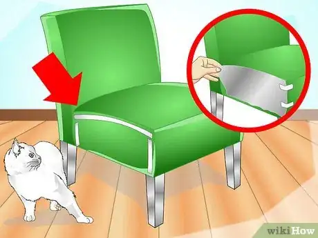 Imagen titulada Get Your Cat to Use a Scratching Post Step 6