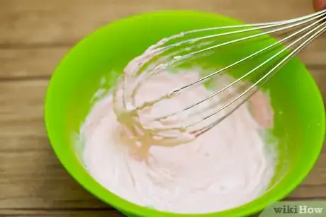 Imagen titulada Make Homemade Strawberry Frosting Step 23