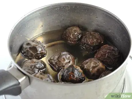 Imagen titulada Make Ink from Walnut Shells Step 3