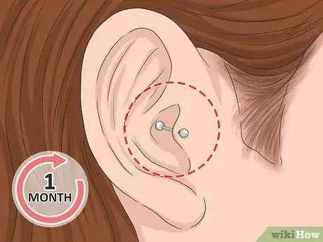 Imagen titulada Clean a Tragus Piercing Step 11