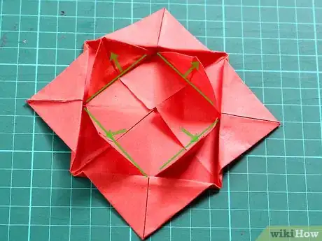 Imagen titulada Fold a Simple Origami Flower Step 10