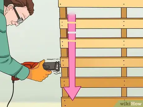 Imagen titulada Take Apart a Pallet Without Breaking It Step 11