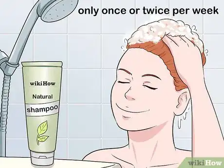 Imagen titulada Bleach Your Hair With Hydrogen Peroxide Step 13