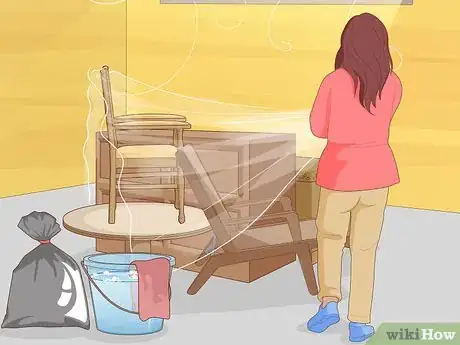 Imagen titulada Paint Your Basement Walls Step 18