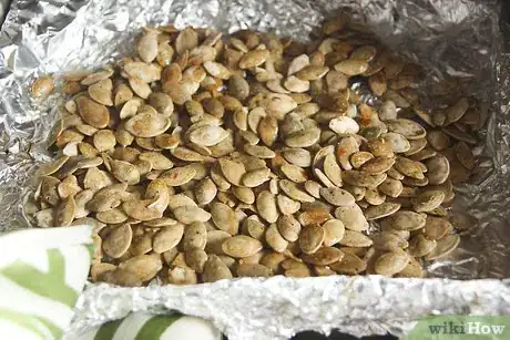 Imagen titulada Cook Pumpkin Seeds Step 10