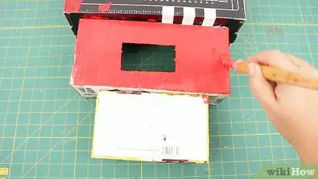 Imagen titulada Make a Cardboard Dollhouse Step 23