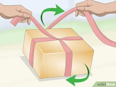 Imagen titulada Tie a Ribbon Around a Box Step 4