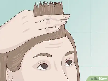 Imagen titulada Use Hair Thinning Shears Step 8