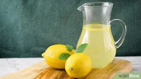 Imagen titulada Make Lemon Juice Step 14