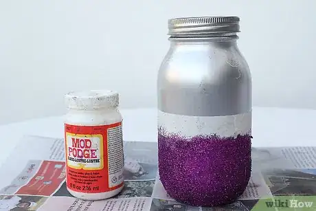 Imagen titulada Decorate a Mason Jar Step 26