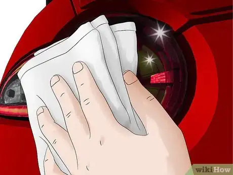 Imagen titulada Clean Tail Lights Step 15