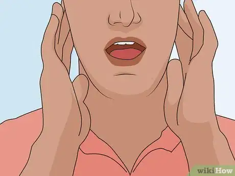 Imagen titulada Cover Your Ear in the Shower Step 10