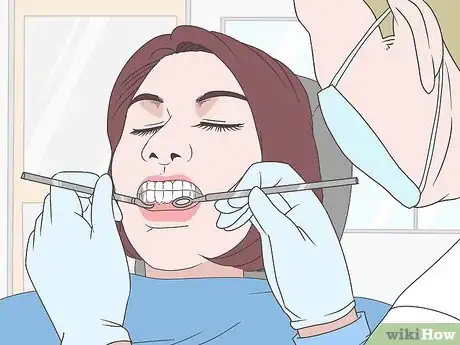 Imagen titulada Treat a Gum Infection Step 8