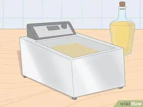 Imagen titulada Make French Fries Using a Deep Fryer Step 6