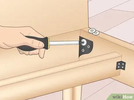 Imagen titulada Fix a Squeaking Bed Frame Step 8