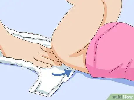 Imagen titulada Change a Disposable Bedwetting Diaper Step 10