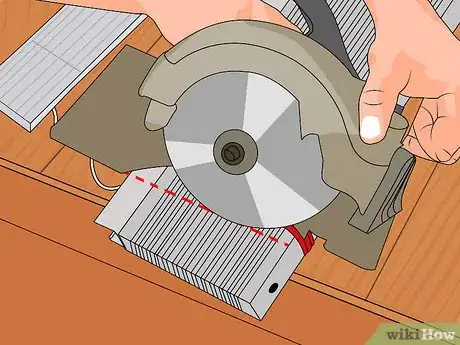 Imagen titulada Cut Blinds Step 10