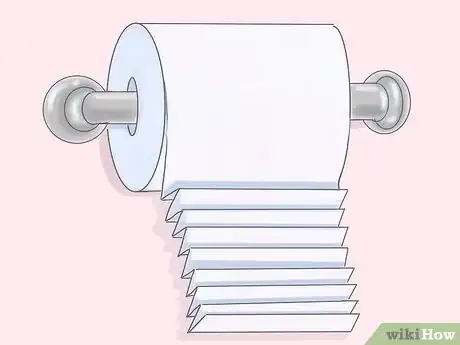 Imagen titulada Fold Toilet Paper Step 14