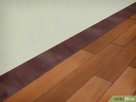 Imagen titulada Install Hard Wood Flooring Step 12