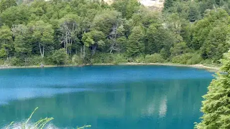 Imagen titulada Lago Espejo, Ruta 234, Parque Nacional Nahuel Huapi, Argentina