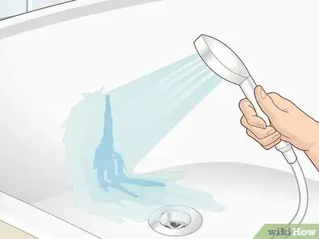 Imagen titulada Remove Paint from an Acrylic Tub or Bath Step 4